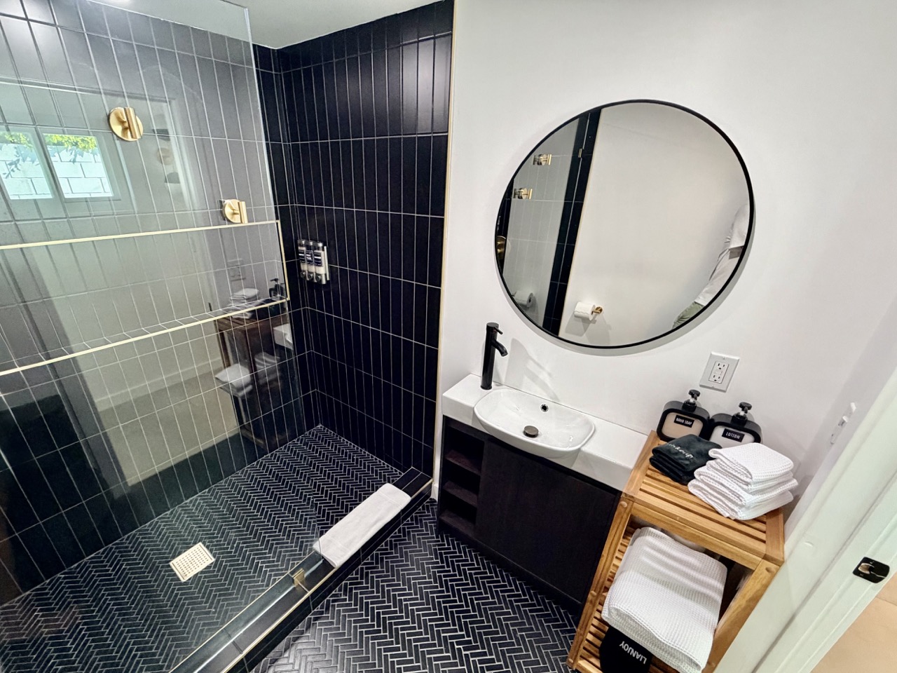 Casita bathroom detail